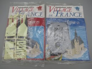 Village de France années 60 - n°12, 13 L'église - MKD 2004