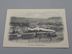 Carte postale Vue générale de Nogent le Bas avec train vapeur