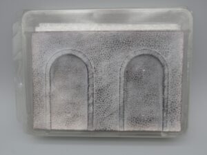2 murs de contrefort 19.5x13 cm - MKD 504