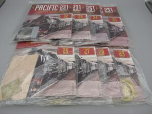 Maquette 1/32e - Locomotive Pacific 231 - Altaya n°22 à 29