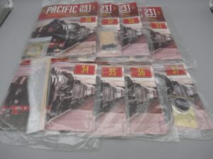 Maquette 1/32e - Locomotive Pacific 231 - Altaya n°30 à 37